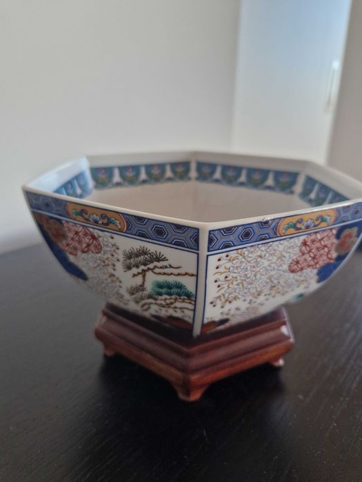 Tigela em Porcelana Japonesa