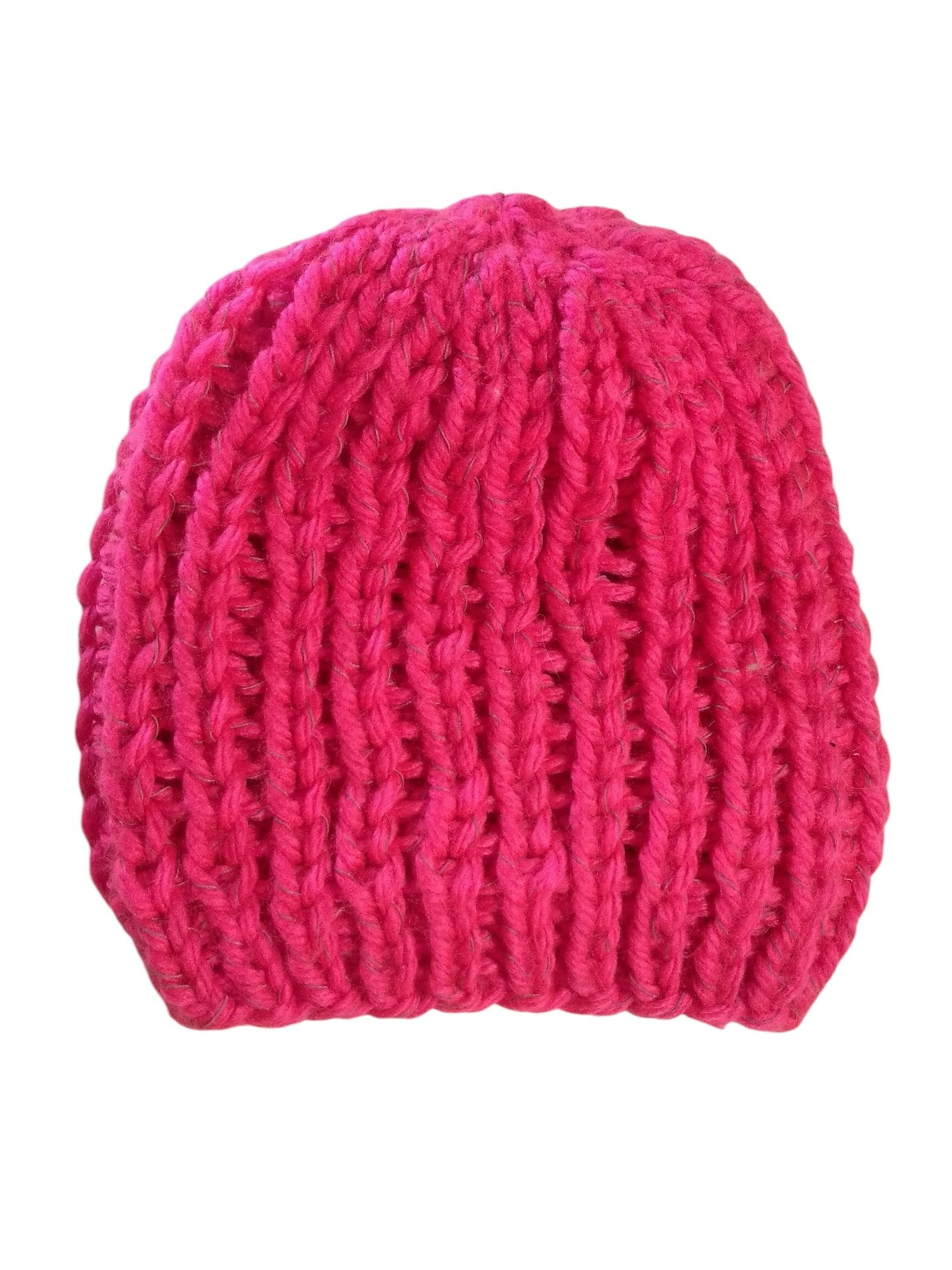Różowa czapka robiona na drutach / DIY