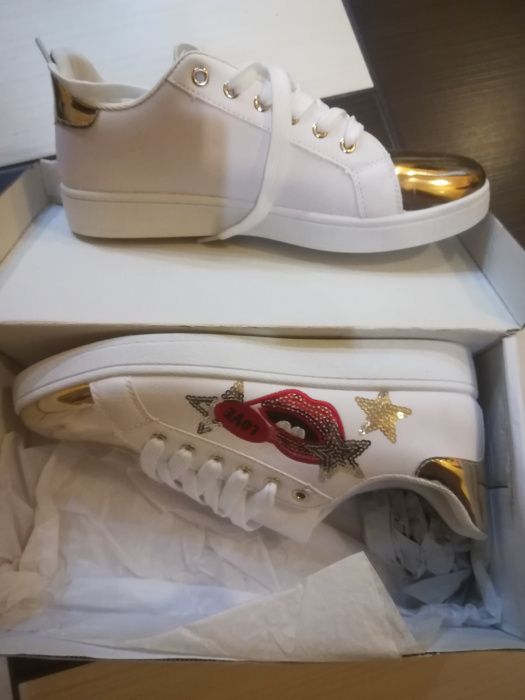 Buty  białe rozm 39