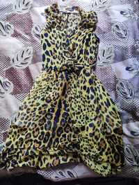 Продам летнее тигровое платье шифоновое,размер м