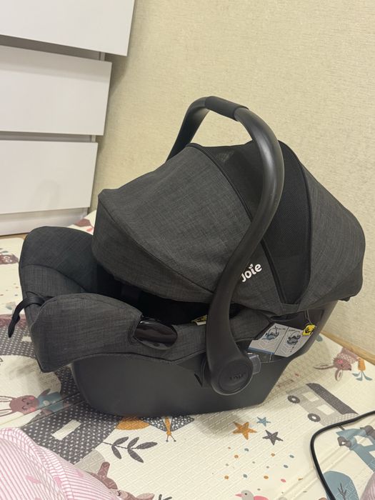 Автолюлька (автокрісло) Joie 0-13 кг+ адаптори