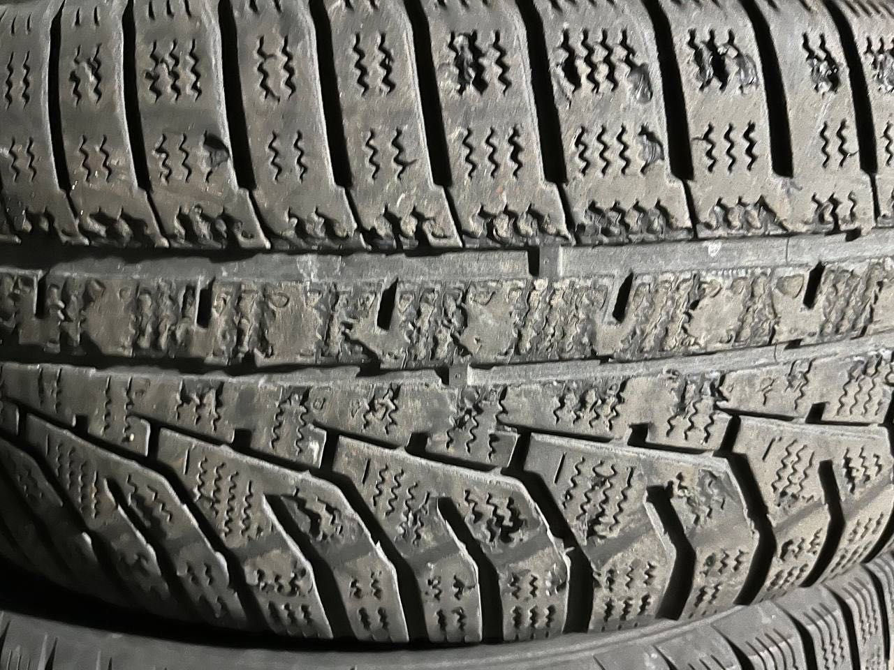 Резина , автошини 225/65 R 17 hankook
