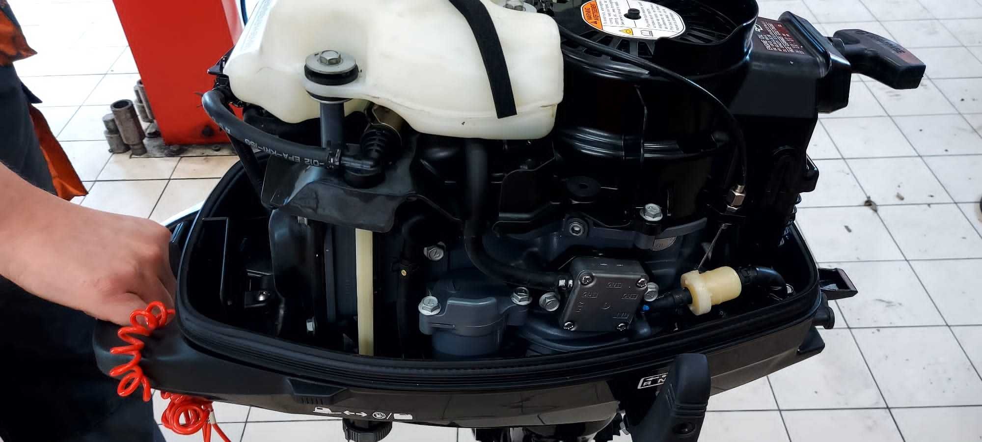 Silnik zaburtowy Suzuki-DF5,4-takt,rok 2017.stopa "S".Motorówka.