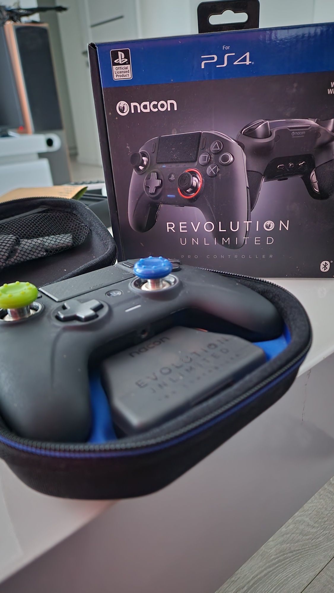 Nacon Revolution Unlimited Pro Controller