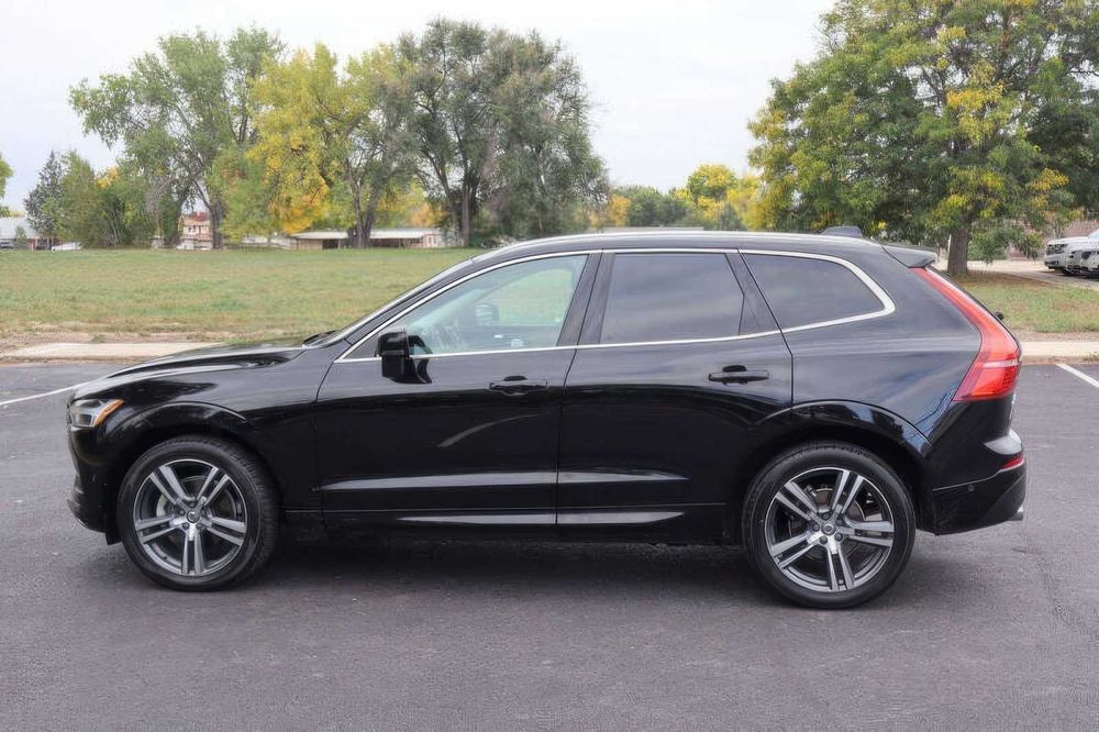 Volvo XC60 T5 Momentum      2019