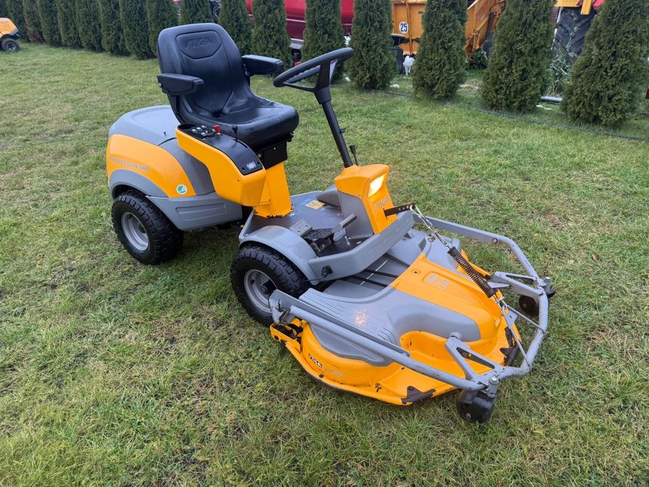 Traktorek kosiarka Stiga park pro svan 4wd combi pro 110