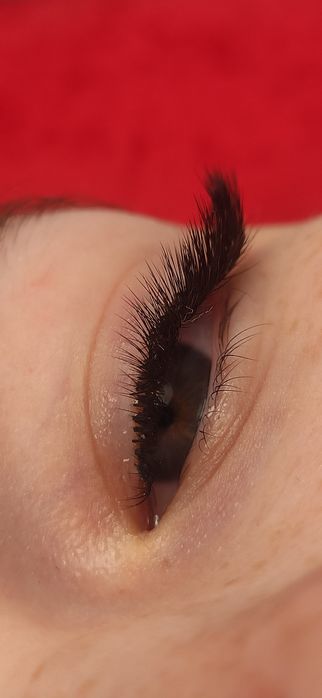 Наращивание ресниц/Нарощування вій