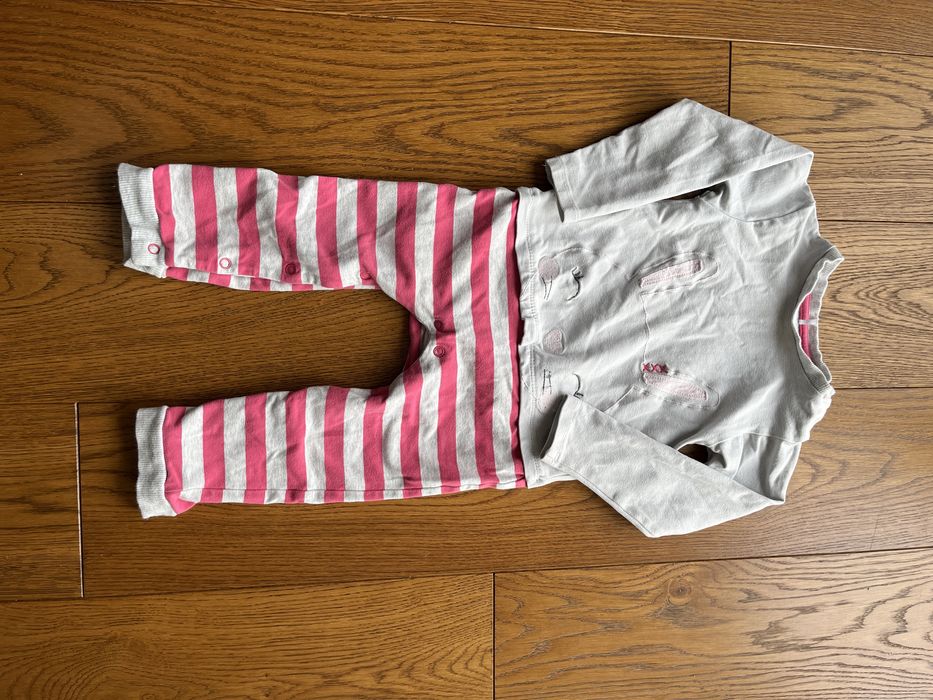 Pajac/ piżamka dla dziewczynki. Rozmiar 86.