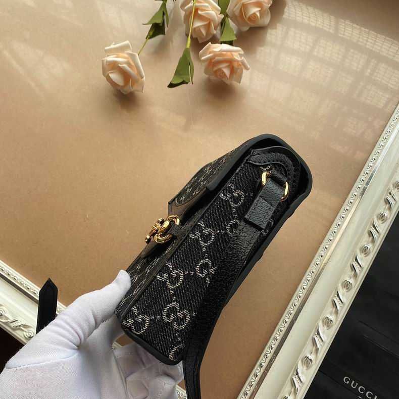 Torebka na telefon komórkowy dla kobiet Gucci