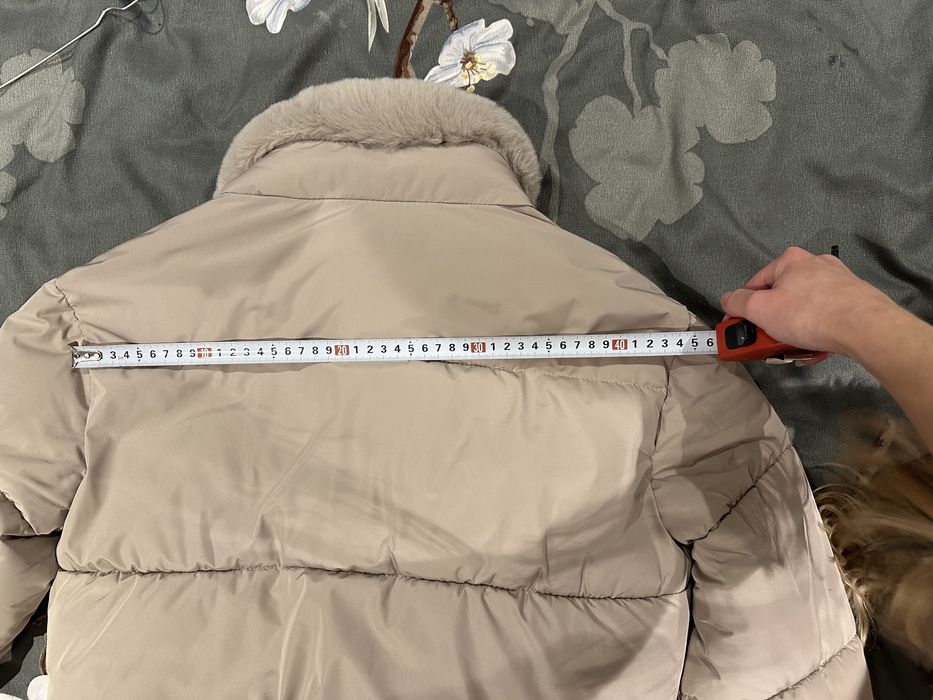 Жіноча куртка