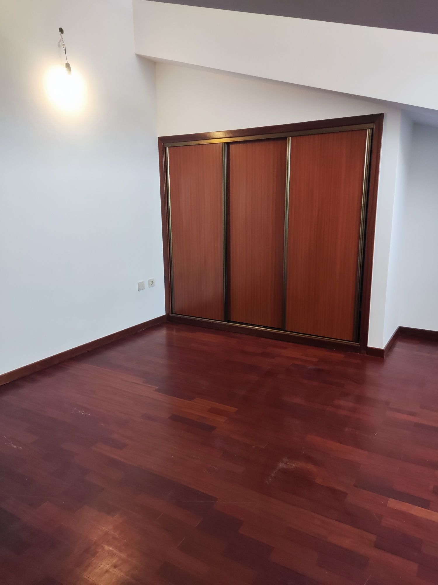 Apartamento Duplex T3 para arrendamento
