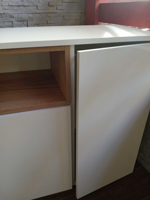 Komoda biała na sprzedaż