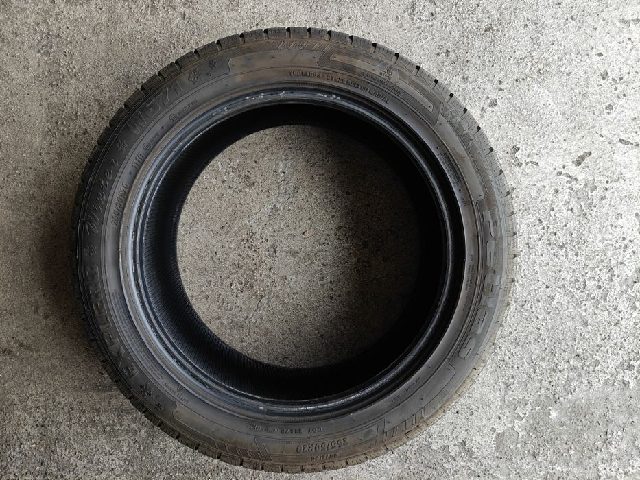 265/50R20 Petlas Explero Winter W671 komplet opon zima 8,5mm