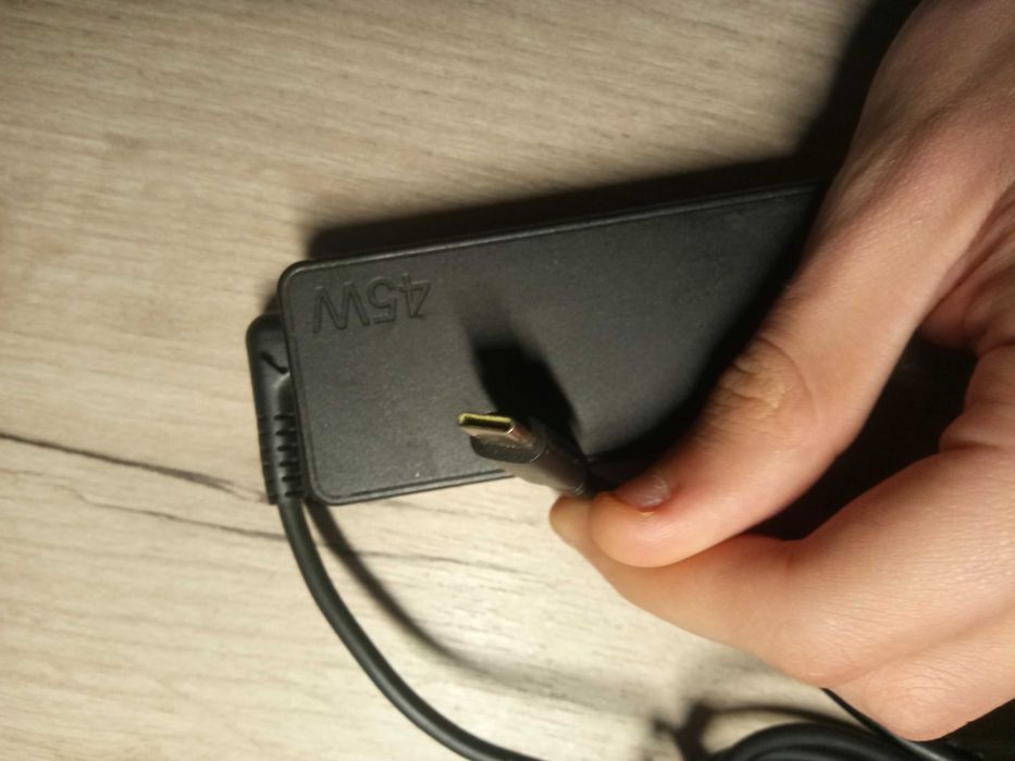 Lenovo блок живлення