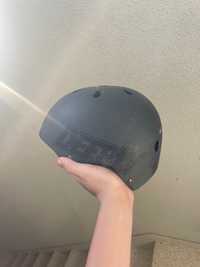 Capacete para bicicleta e skate