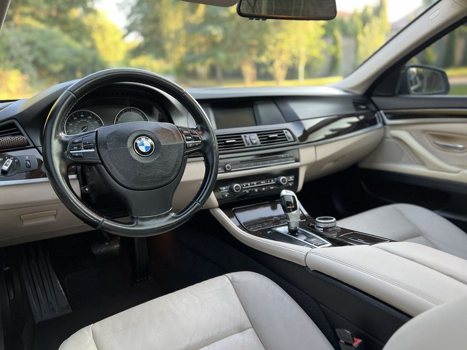 BMW 528i F10 автомат  БМВ
