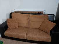 Excelente Sofa, braços em pele e almofadas com fecho.