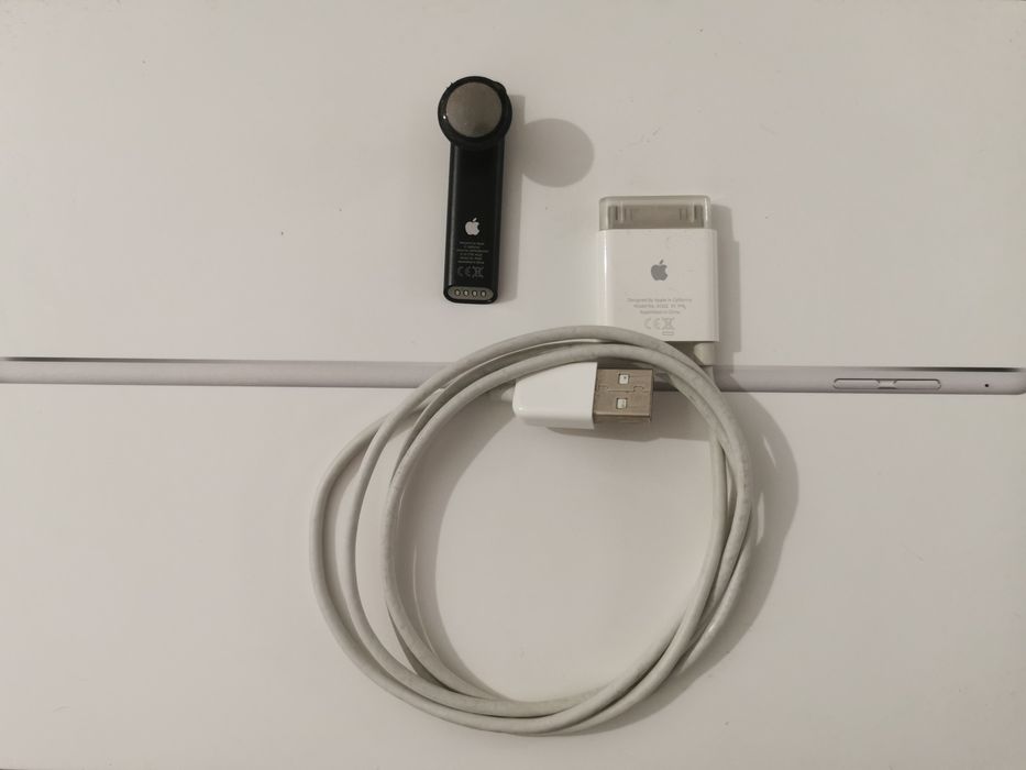 Apple A1221 Bluetooth Headset e iPhone 2g