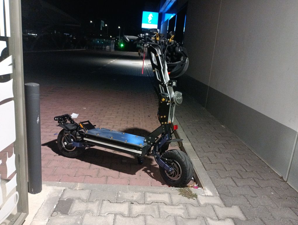 Trotinete Laotie ES 40