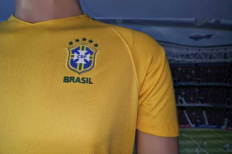 Brazylia C.B.F. Nike DriFit 2015-17 home size: XL-junior