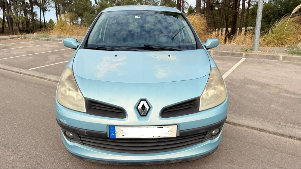 Renault Clio 1.2 16V 75