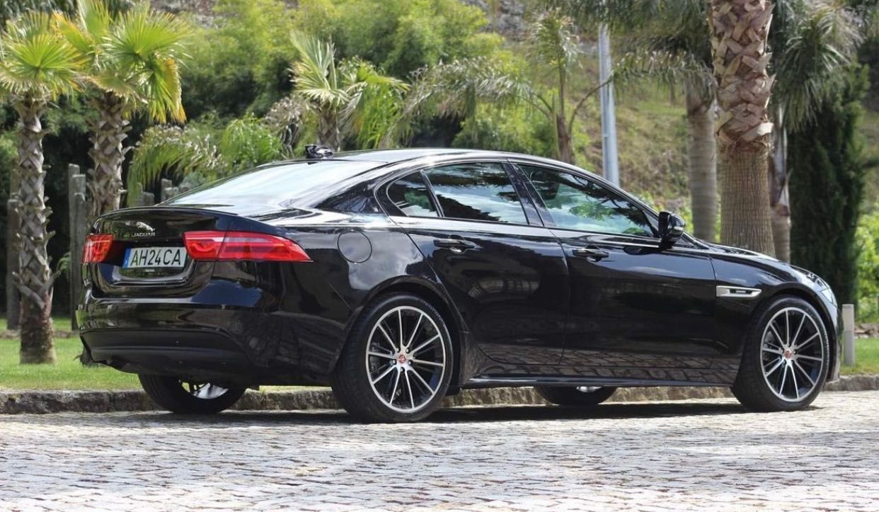 Jaguar XE R Sport