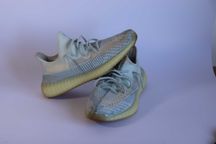 Ténis Yeezy Boost 350 V2 Cloud White Originais — Fatura do Colombo!