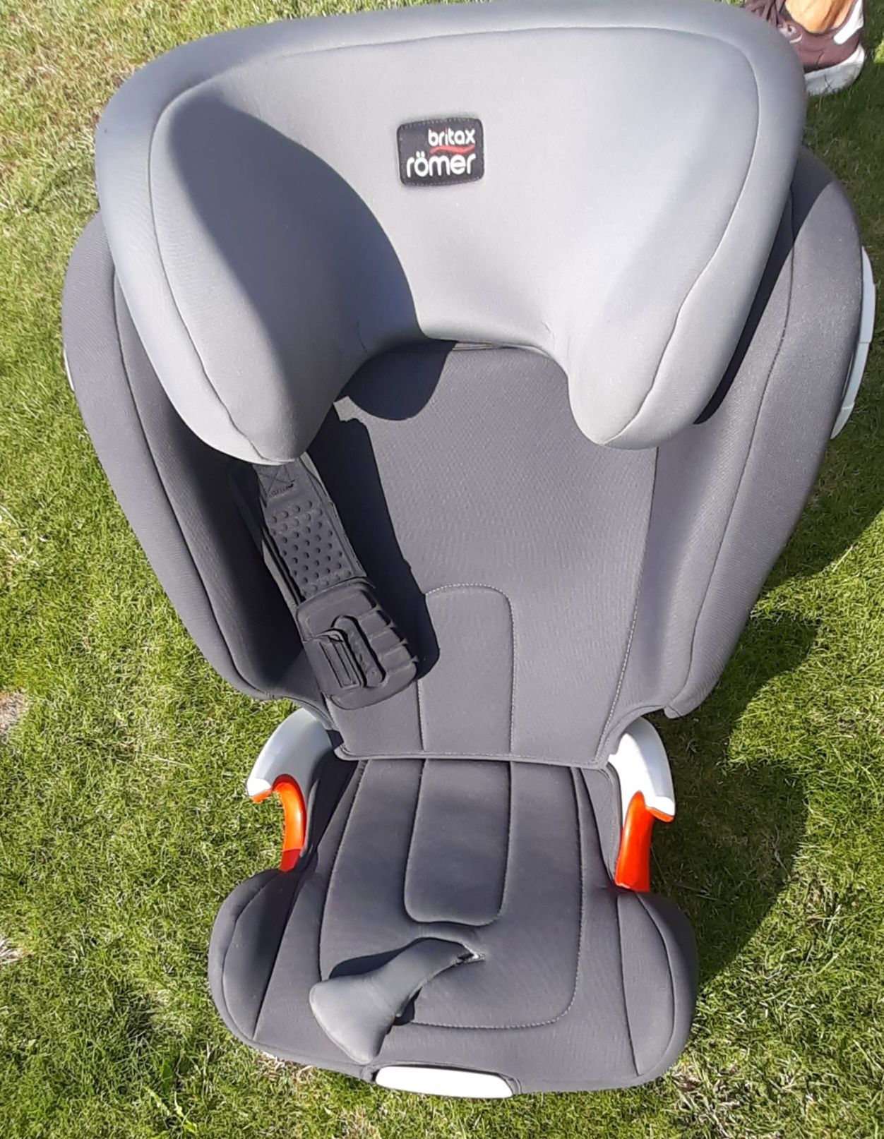 Fotelik samochodowy Britax Römer Kidfix II 15-36 kg