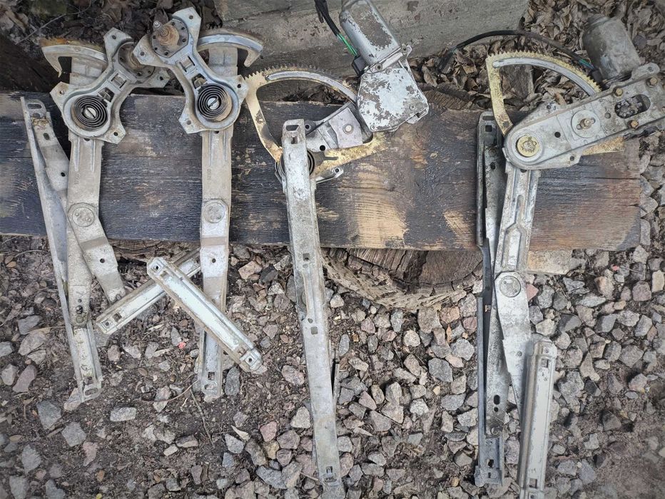 Склопідіймачі з ел. приводом та механічні Ford Scorpio / Форд Скорпіо