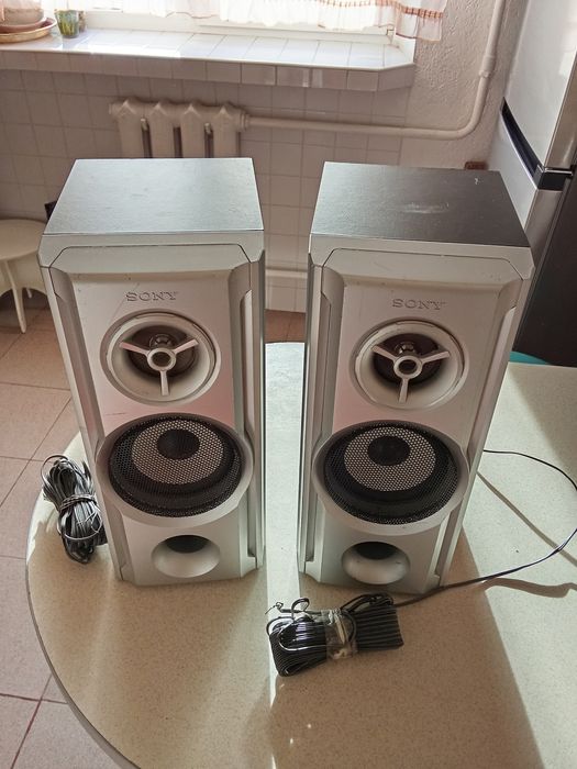 Колонки Соні.Нові не були в користуванні.Стан на фото .1000гр