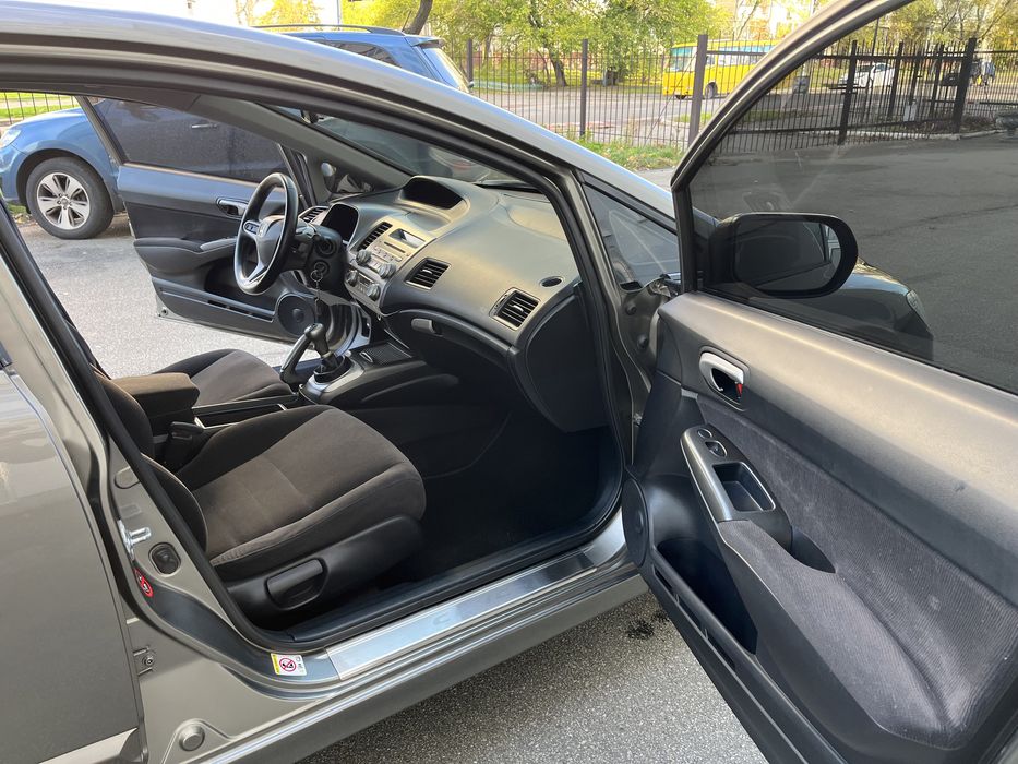 Honda Civic 1.8 Гарний стан