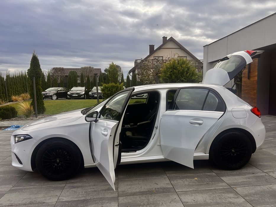 Piekny Mercedes A klasa Automat2018 r disel  podsufitka Black