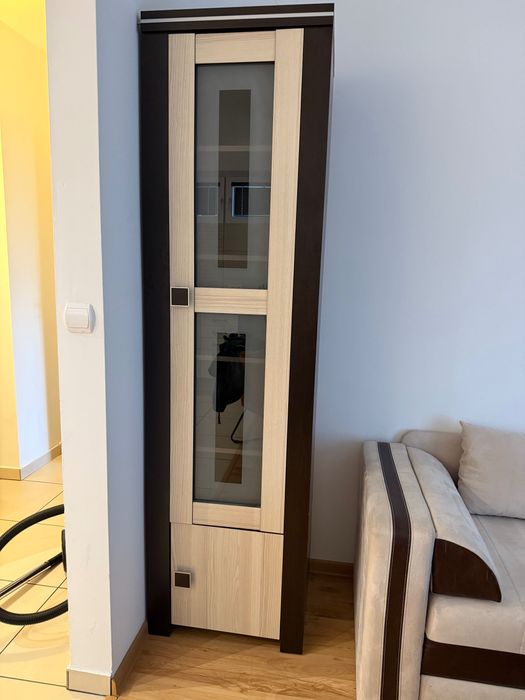 Komplet mebli do salonu, sypialni i przedpokoju