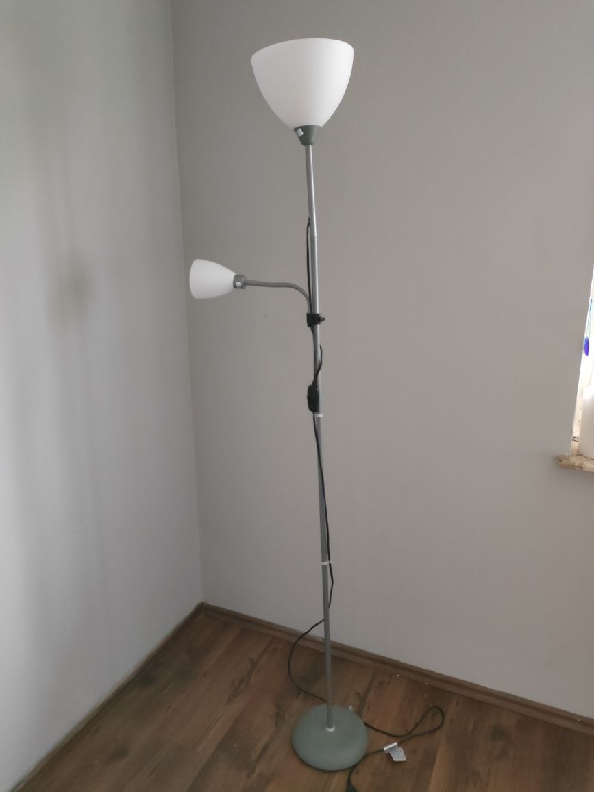 Lampa nocna stojąca