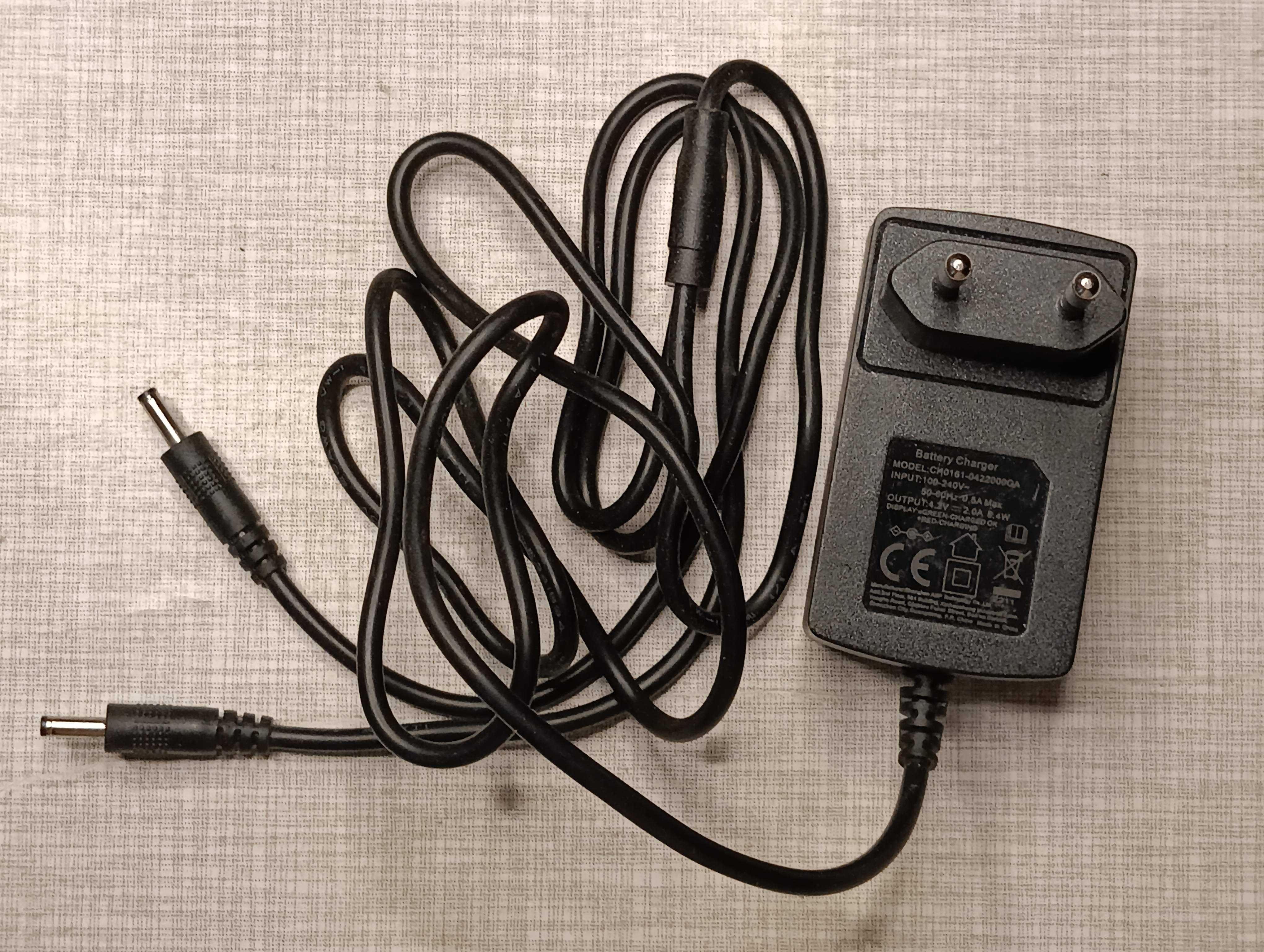 Блок питания живлення зарядное 4.2V 2.0A (3.5mm)