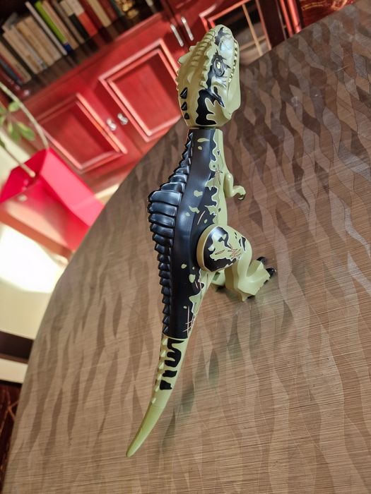 Lego dinozaury z zestawu 76949.