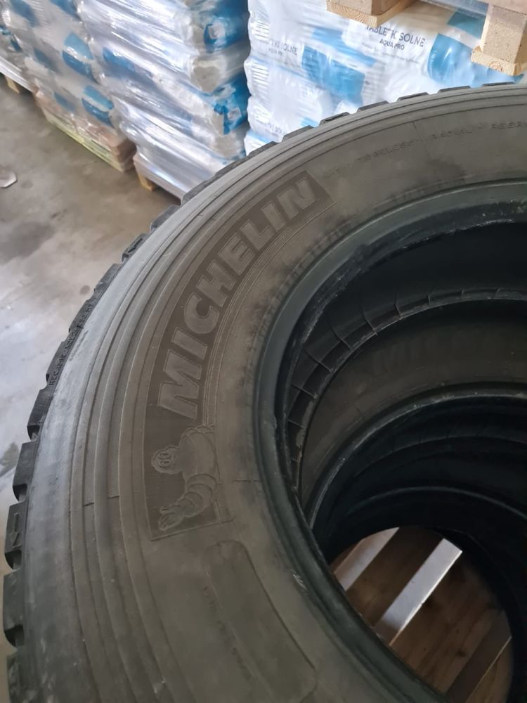 Opony Michelin 19.5 305/70R (Dunlop, Continental)