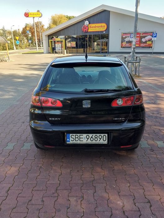 Seat Ibiza 1.4 rok 2003 sprzedam