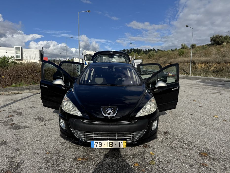 Peugeot 308 1.6 HDi • 2009 • Diesel