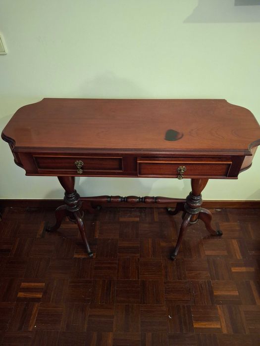 Aparador maderia antigo