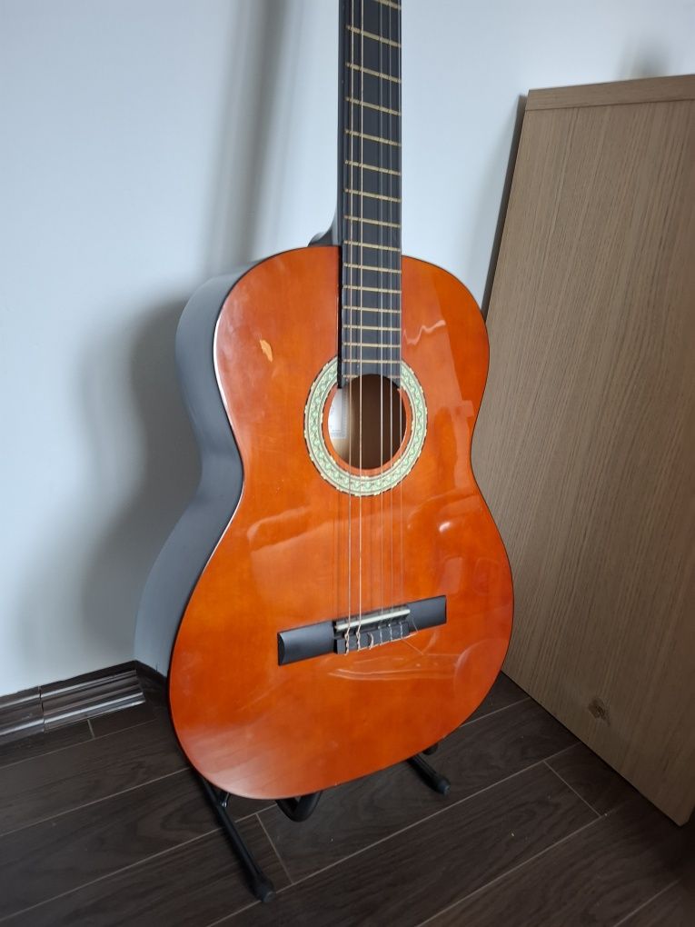 Gitara klasyczna + pokrowiec + stojak + stroik