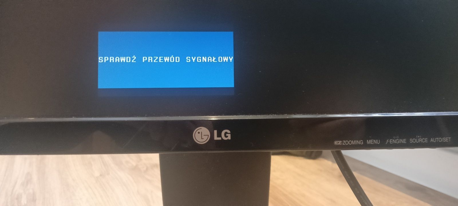 Monitor flatron L227WTP 22 cale