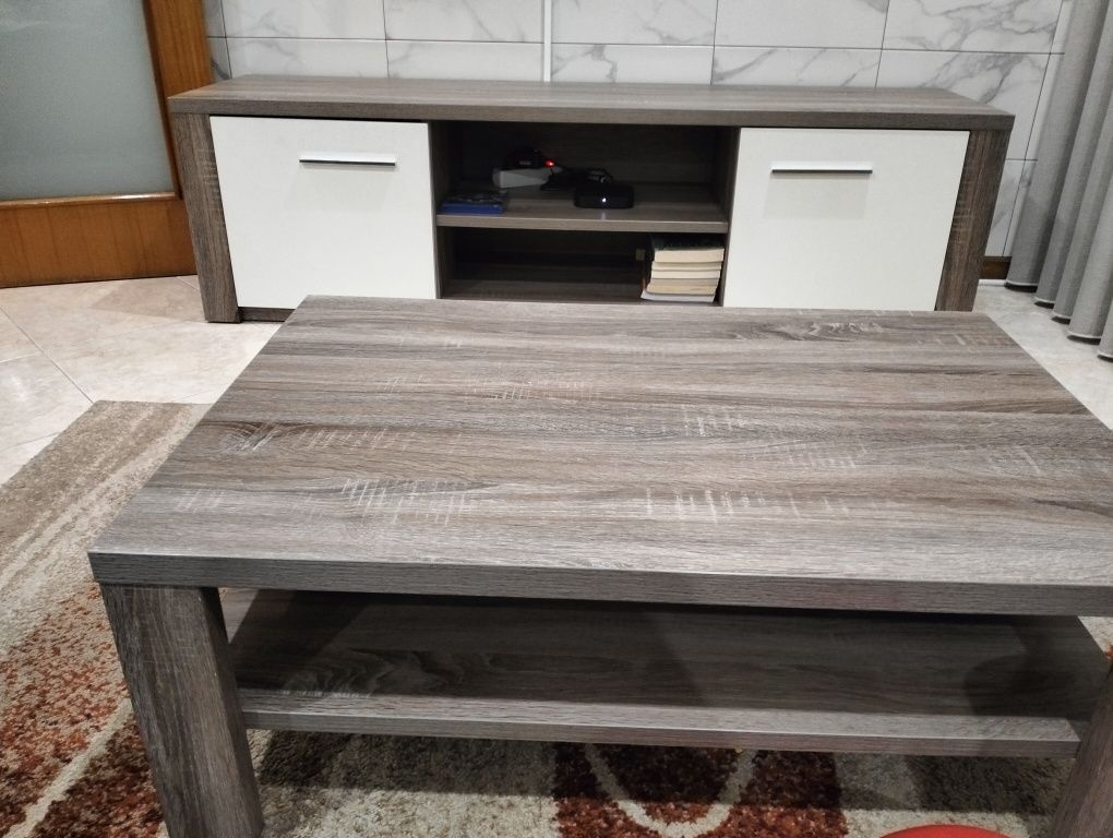 Móvel TV + mesa de centro e vitrine - LER DESCRIÇÃO COMPLETA.