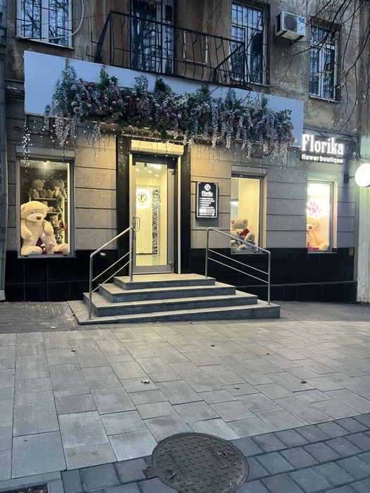 Оренда примішення 30 м 2 без комісії вул. Воскресенська 38