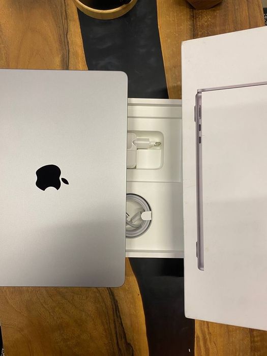 Ноутбук Apple MacBook Air 13,6" M3 16/256GB Space Gray (MC8G4) 2024