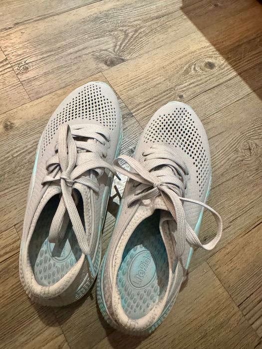 CROCS LiteRide Women 360 Pacer 40