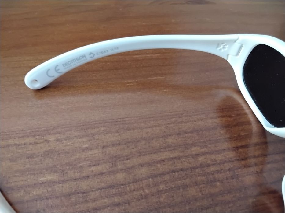 Oculos escuros quechua decathlon 4 anos