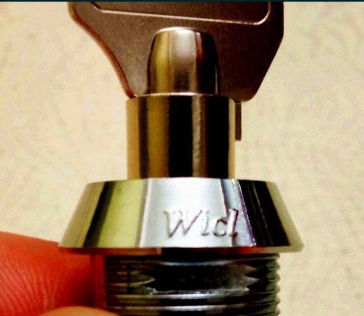 Продам новые тубулярные замки фирмы Wicl для игрового и вендингового о
