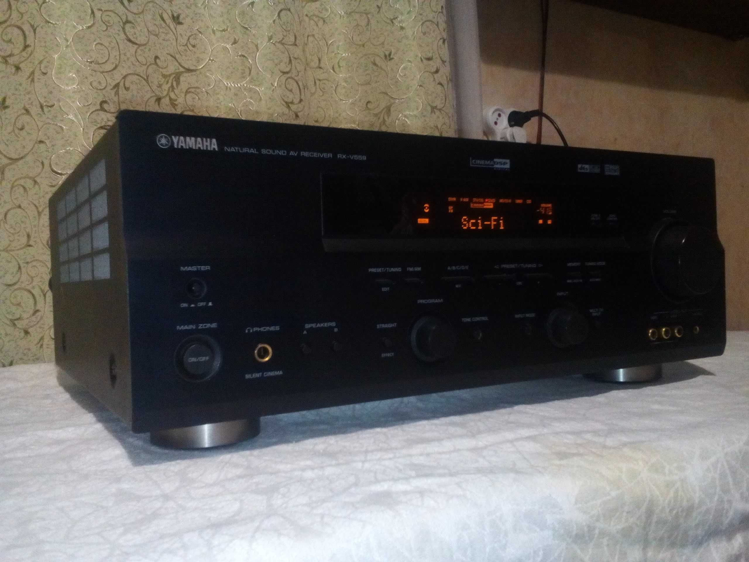 AV Ресивер 7.1 Yamaha RX-559.