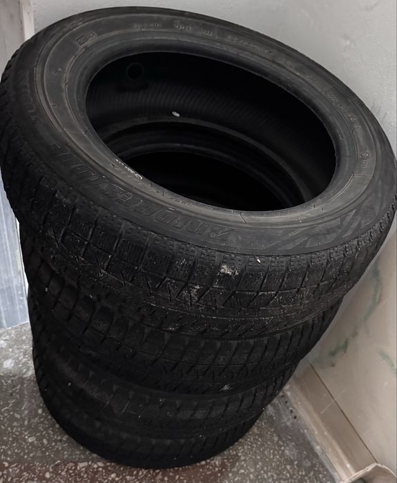 Bridgestone blizzak зимові шини 185/60R15